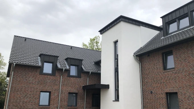 Großprojekt mit Stehfalz-Gauben 2